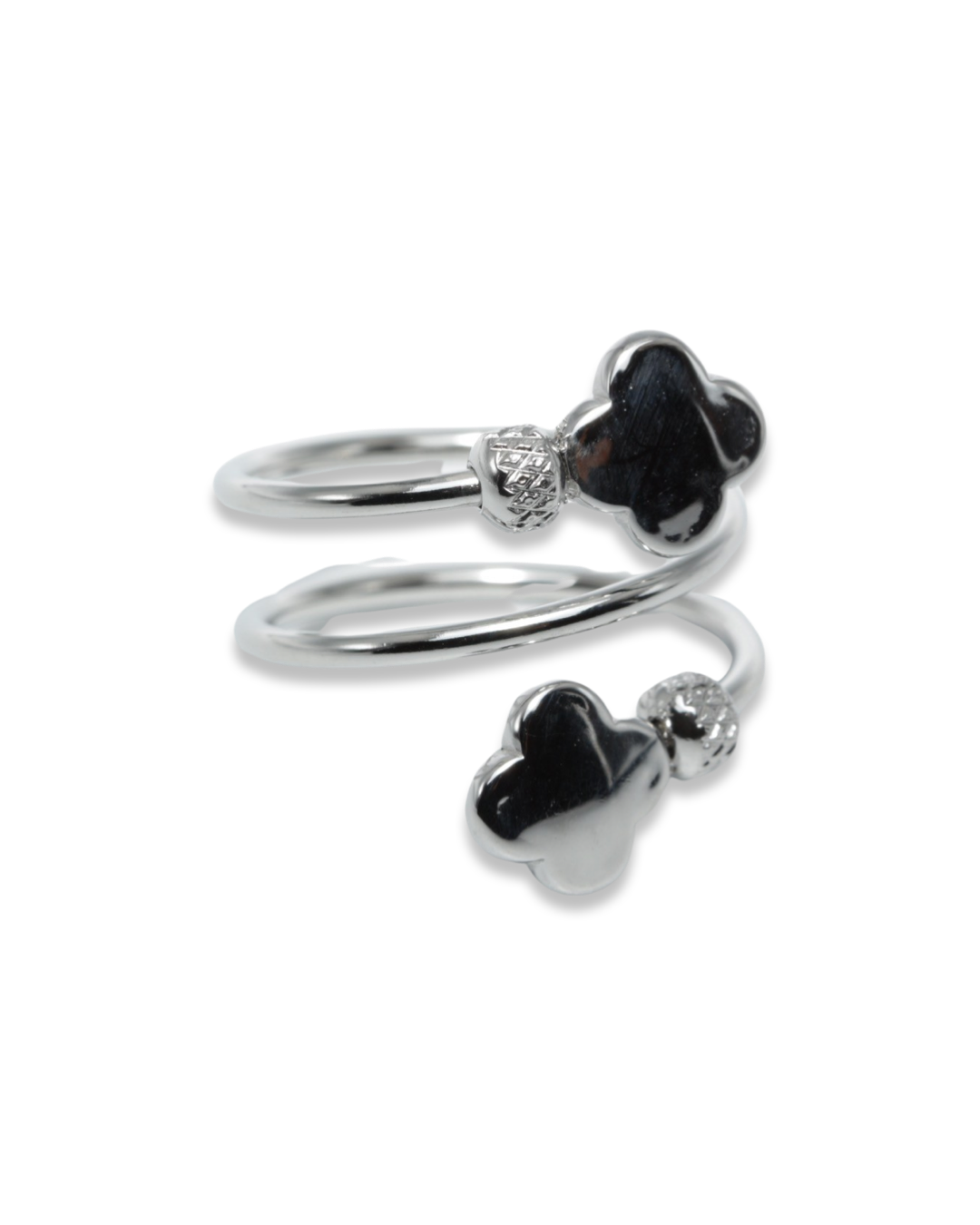 Clover twist ring